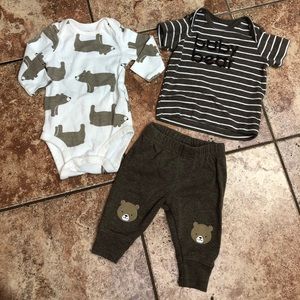 Child of mine by Carters 3 pc outfit set